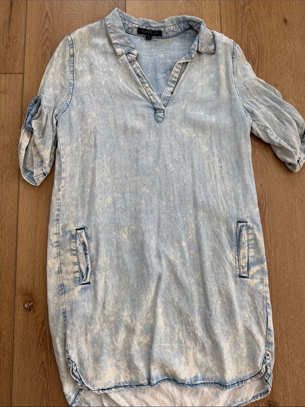 Velvet Heart Washed Light Blue Tie-Dye Tunic Dress